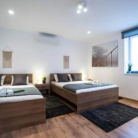 Apartamento Pintes 38 Dunaújváros