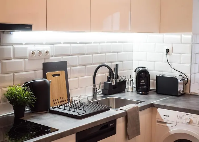 Apartament Pintes 38 *