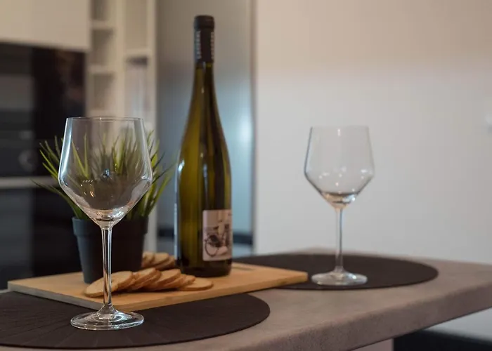 Apartament Pintes 38 *